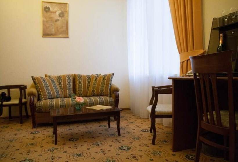 Junior Suite, Morskoy