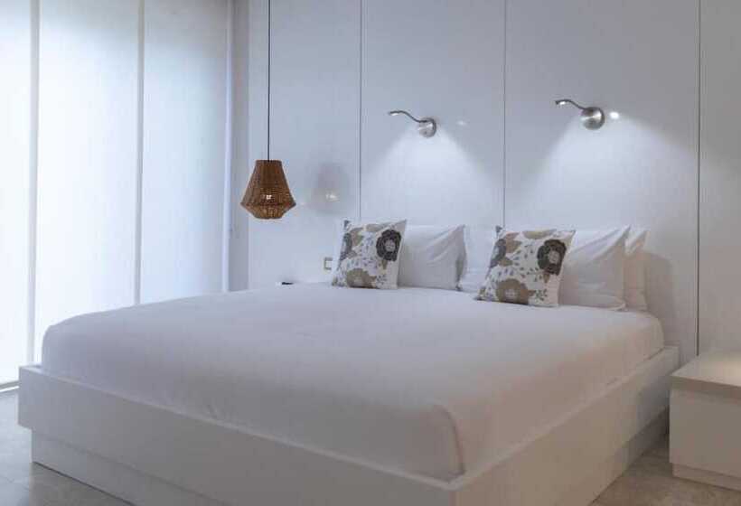 بنجلو قياسى, Oro Verde Manta