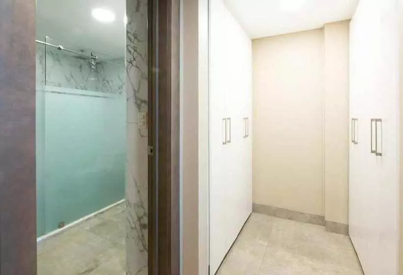 プレジデントスイートルーム, Oro Verde Manta