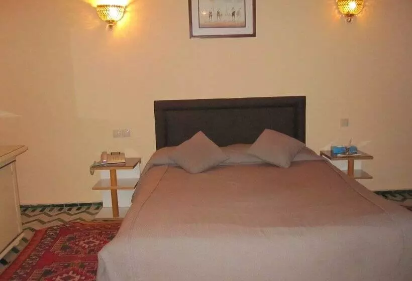 اتاق استاندارد یک نفره, Riad Salam Zagora