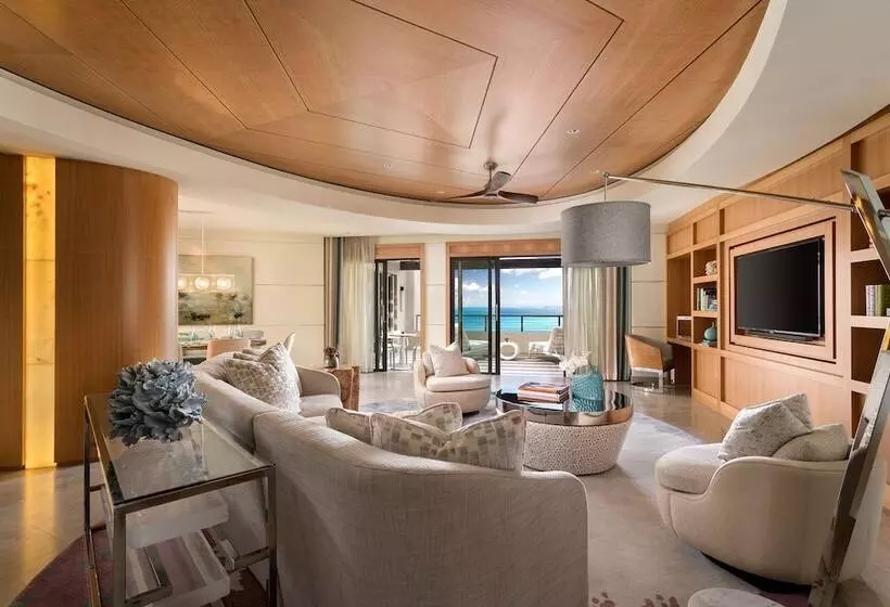 سوئیت 2 خوابه, The Ritzcarlton, Grand Cayman