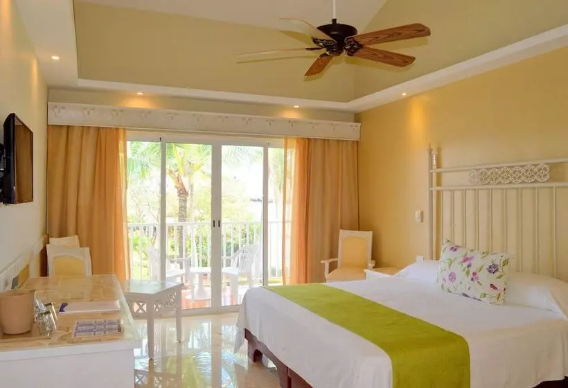 اتاق سوپریور با چشم‌انداز باغ, VIK hotel Arena Blanca