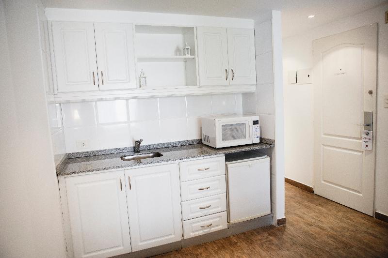 수피리어 룸, Ker Belgrano