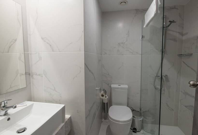 标准工作室, Narcissos Waterpark Resort