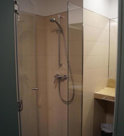 四人标准间, Alberg Los Josepets