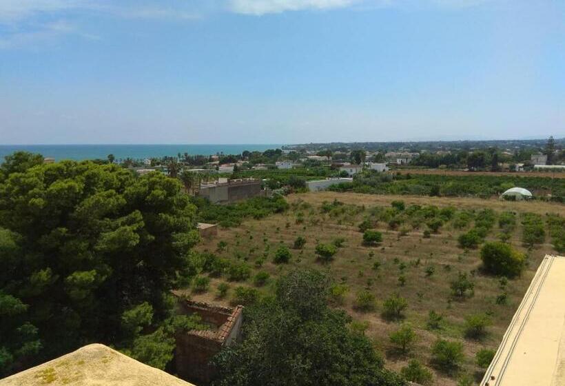 اتاق استاندارد سه نفره, Alberg Los Josepets