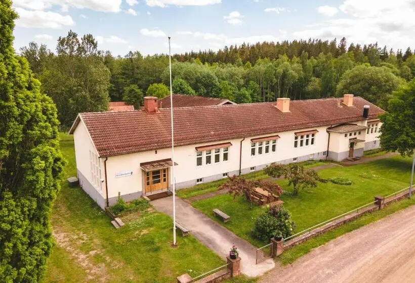 ファミリールーム, Körsbärskullen