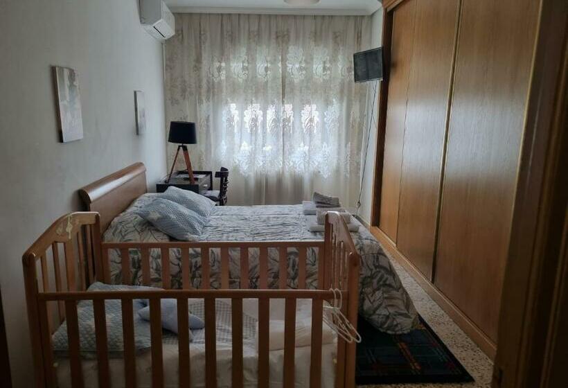 חדר סטנדרט לשלושה עם חדר אמבטיה משוף, Casa Mara