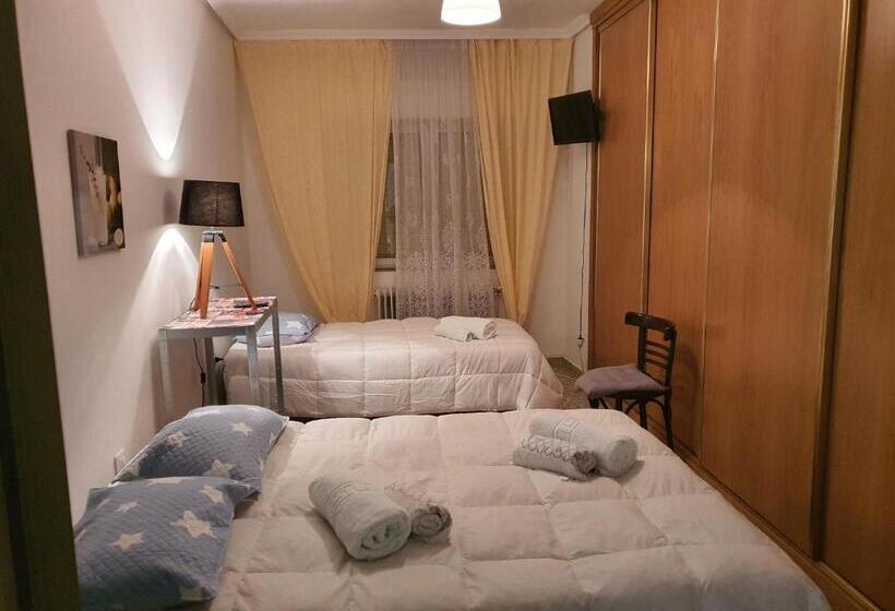 חדר סטנדרט לשלושה עם חדר אמבטיה משוף, Casa Mara