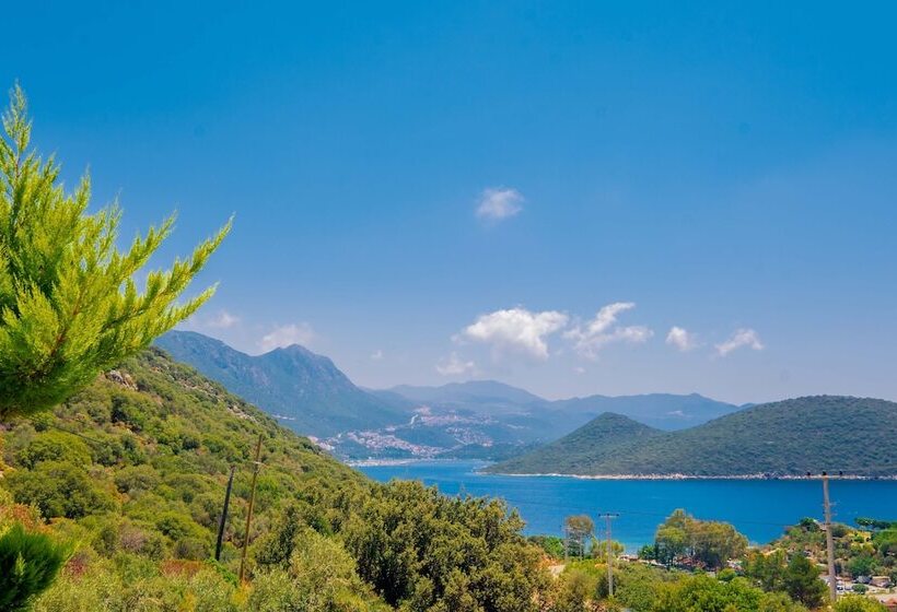 اتاق خانوادگی با چشم‌انداز دریا, Kas Sun Glare Otel