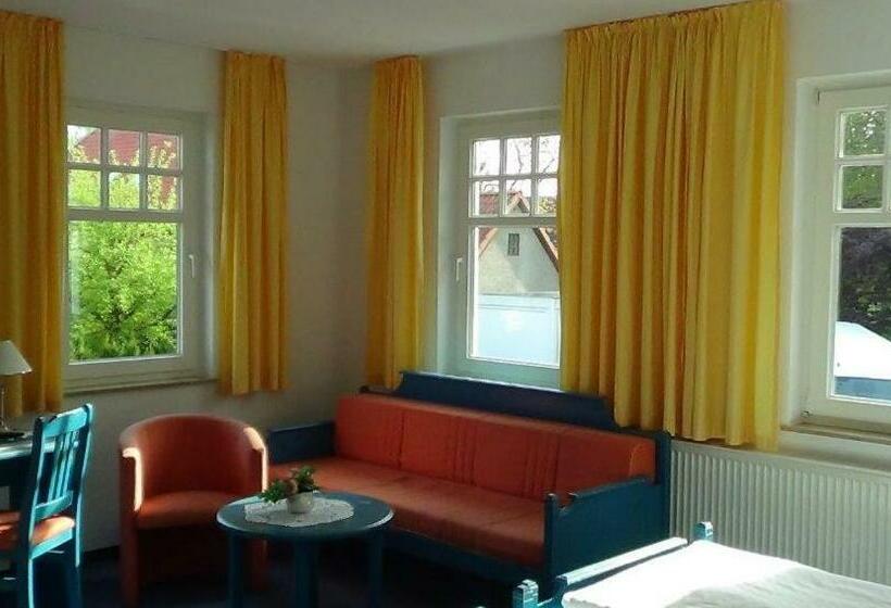 חדר קלאסי לארבעה, Schwanenhof