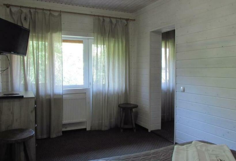 חדר משפחתי, Shale Verba