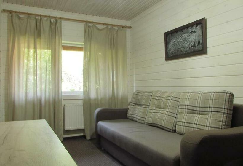 חדר משפחתי, Shale Verba