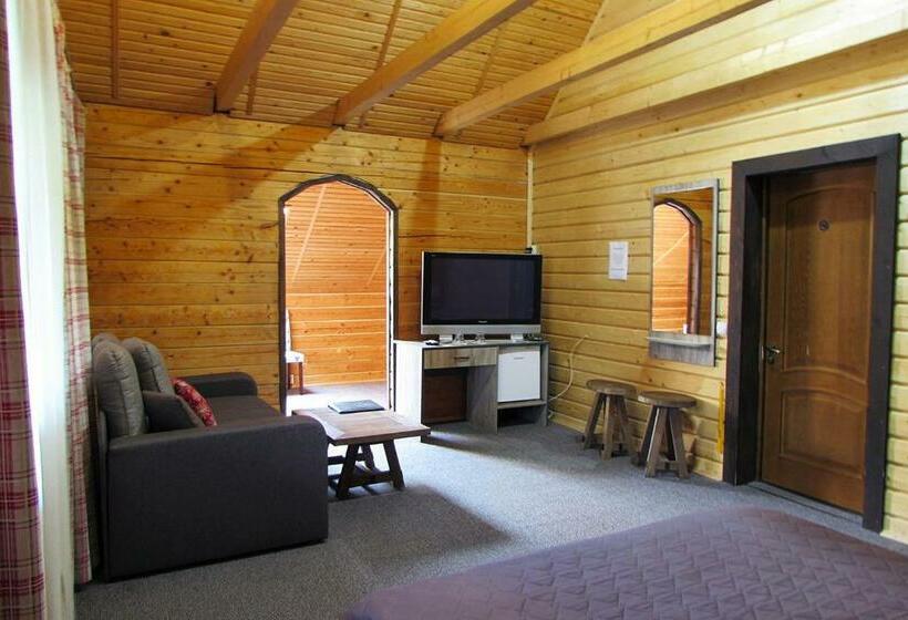 חדר משפחתי, Shale Verba