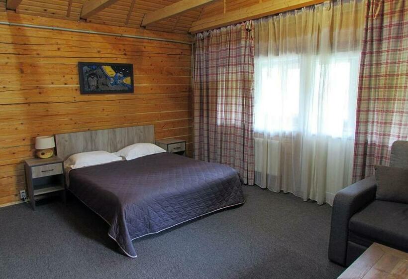 חדר משפחתי, Shale Verba