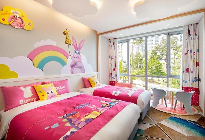 Quarto Familiar, Staz Hotel Premier Dongtan