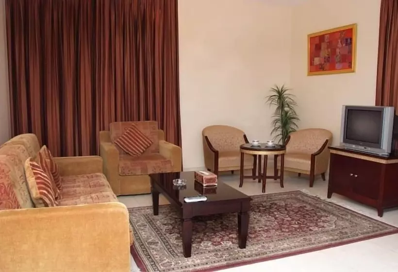 سوییت جونیور, Al Sharq Hotel Baithans