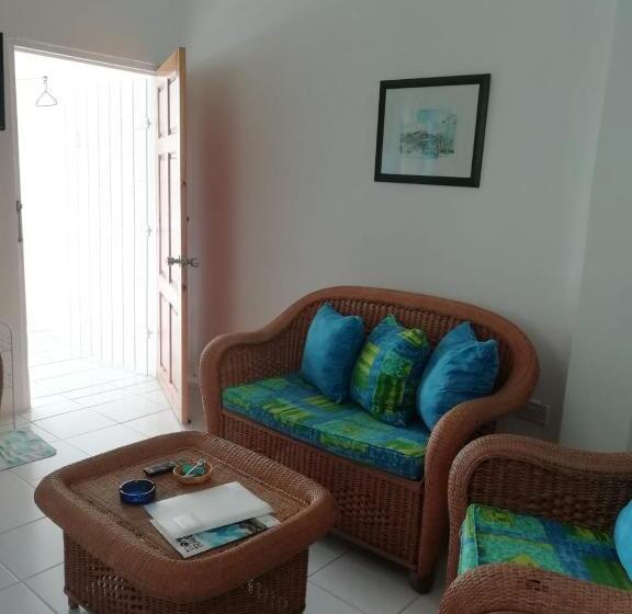 اتاق استاندارد, Apartment Espoir