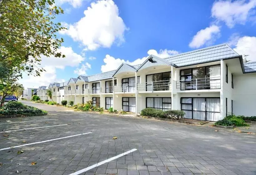 Bisneshuone, Manukau Hotel & Conference Centre