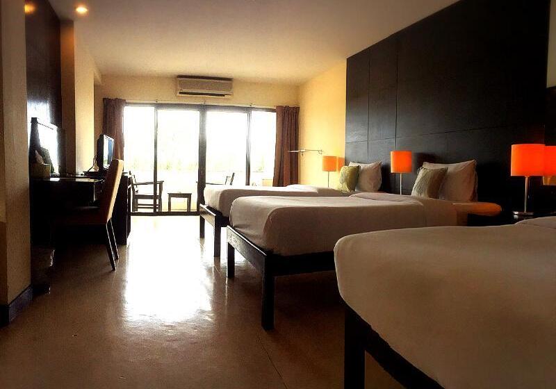 디럭스 트리플 룸, Amarin Samui Hotel   Sha Plus Certified