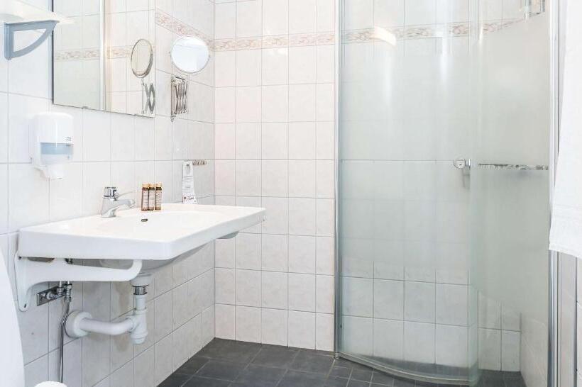 חדר דחוקס עם מיטת קינג, Best Western Hotel Vrigstad