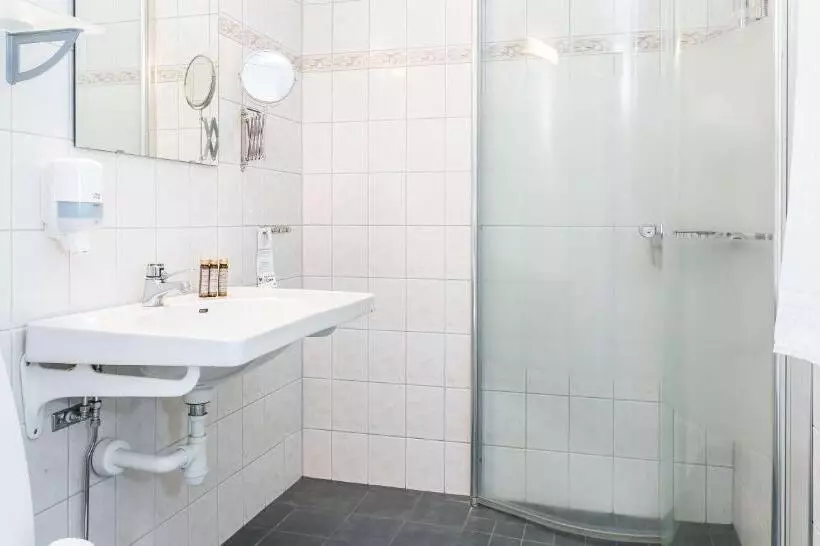 キングサイズベッドのデラックスルーム, Best Western Hotel Vrigstad