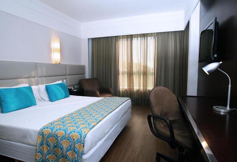 수피리어 룸, Bourbon Hotel Savassi   Belo Horizonte