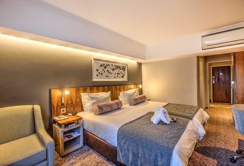 Номер Стандарт Адаптированный для Инвалидов, City Lodge Hotel Bloemfontein
