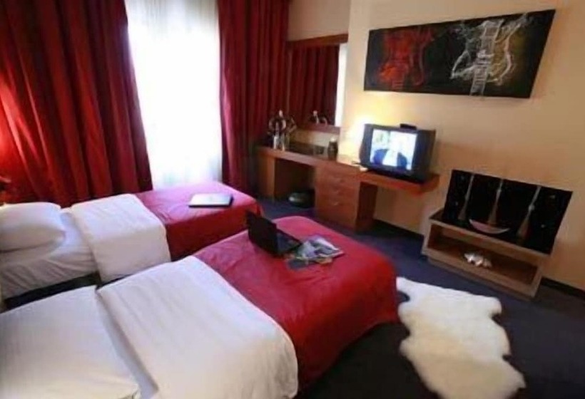 اتاق استاندارد, Duroy