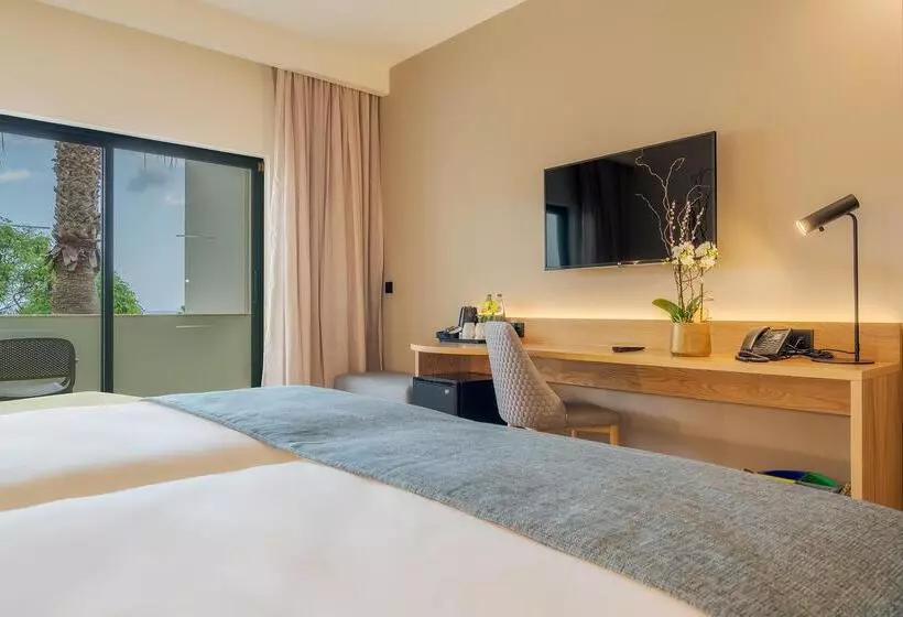 اتاق استاندارد با چشمانداز باغ, Sentido Galosol