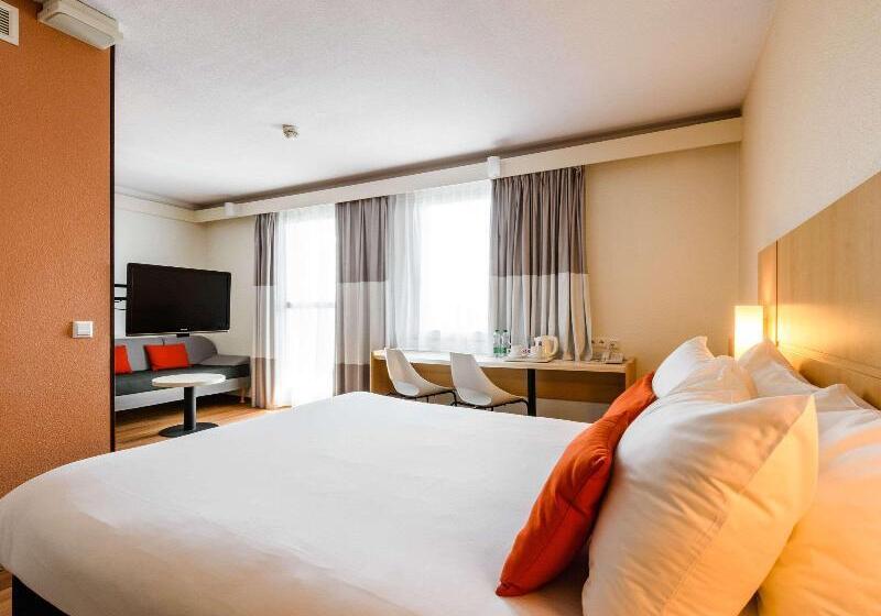 Juniorsvit med Balkong, Ibis Warszawa Stare Miasto