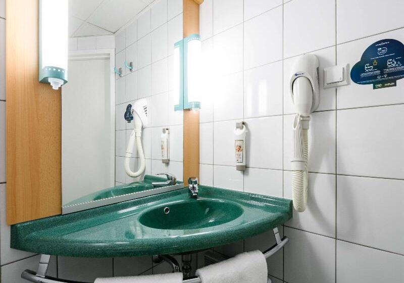 Номер Стандарт Двуспальная Кровать, Ibis Warszawa Stare Miasto