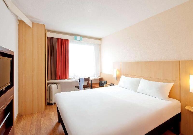 Standardrum Dubbelsäng, Ibis Warszawa Stare Miasto