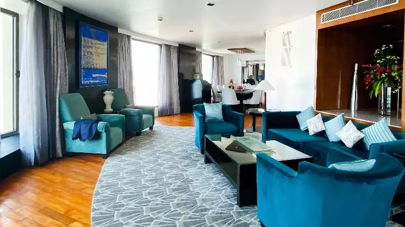 デラックススイート, Intercontinental Marine Drive Mumbai, An Ihg