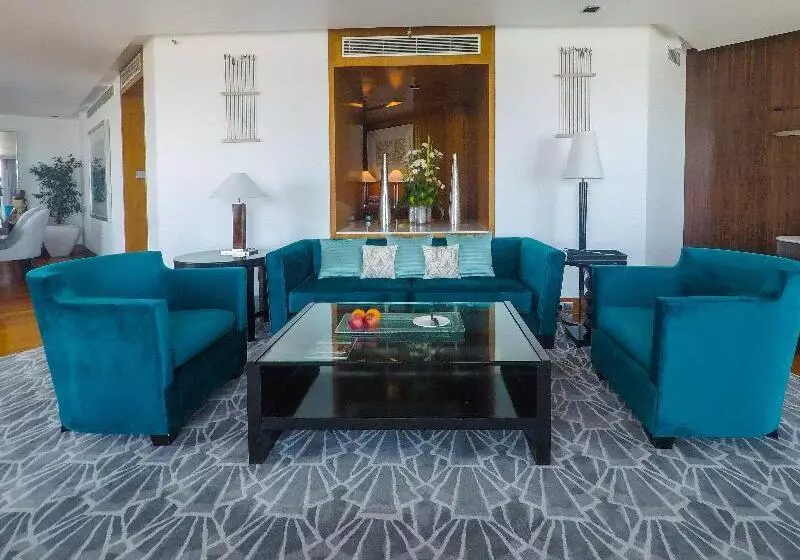 デラックススイート, Intercontinental Marine Drive Mumbai, An Ihg