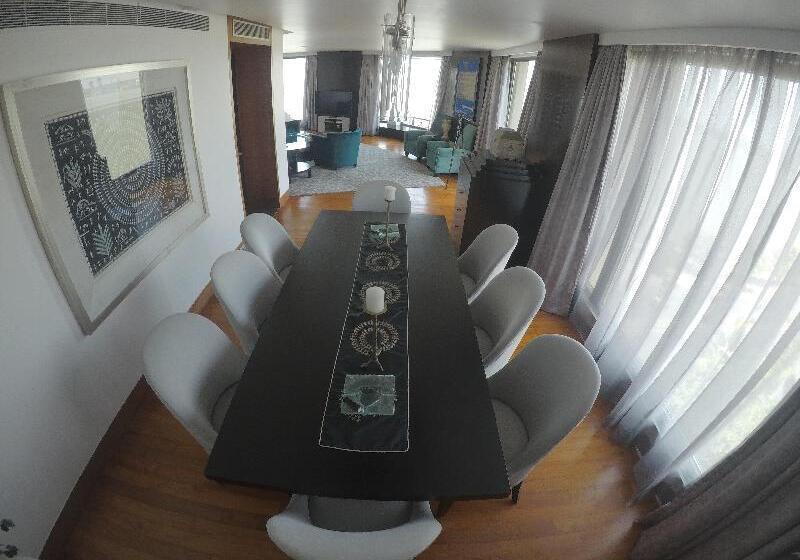 سوییت لوکس, Intercontinental Marine Drive Mumbai, An Ihg