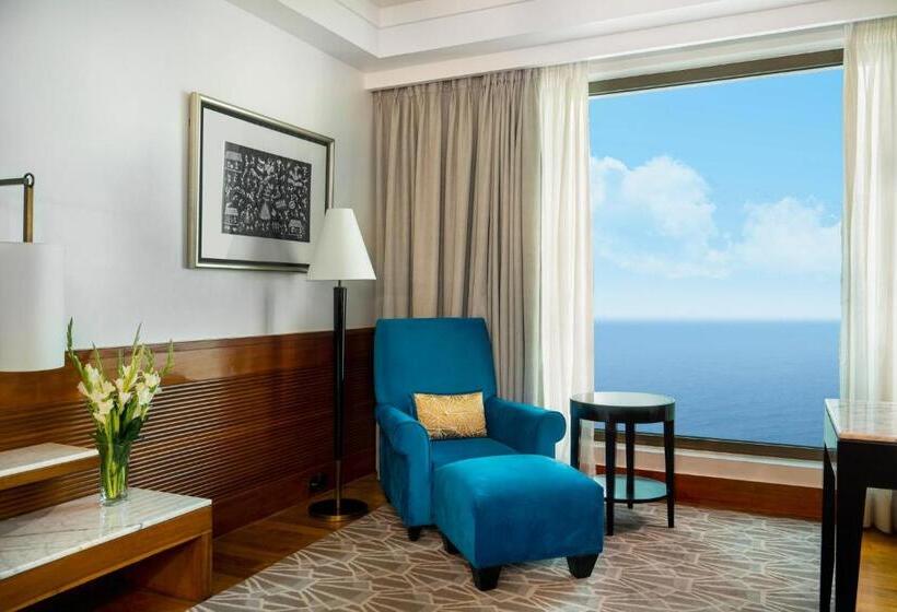 اتاق پرمیوم با چشم‌انداز دریا, Intercontinental Marine Drive Mumbai, An Ihg