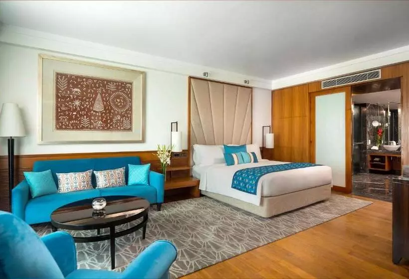 キングサイズベッドのジュニアスイート, Intercontinental Marine Drive Mumbai, An Ihg