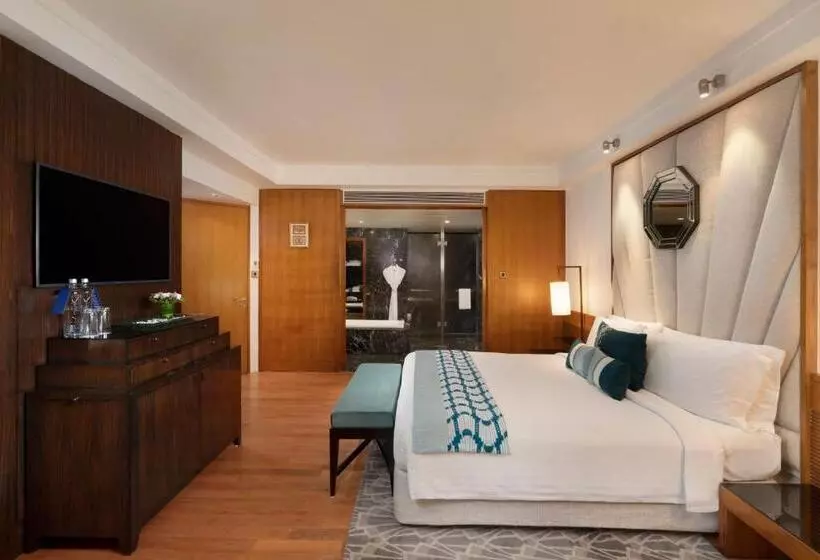 デラックススイート, Intercontinental Marine Drive Mumbai, An Ihg