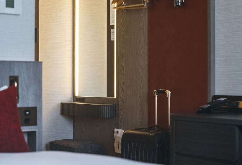 חדר בסיסי, Jal City Haneda Tokyo