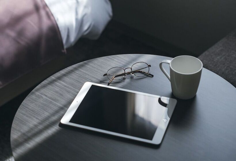 חדר בסיסי, Jal City Haneda Tokyo