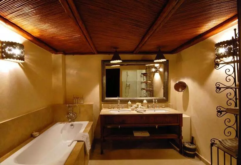 デラックスルーム, La Villa Des Orangers   Relais & Châteaux