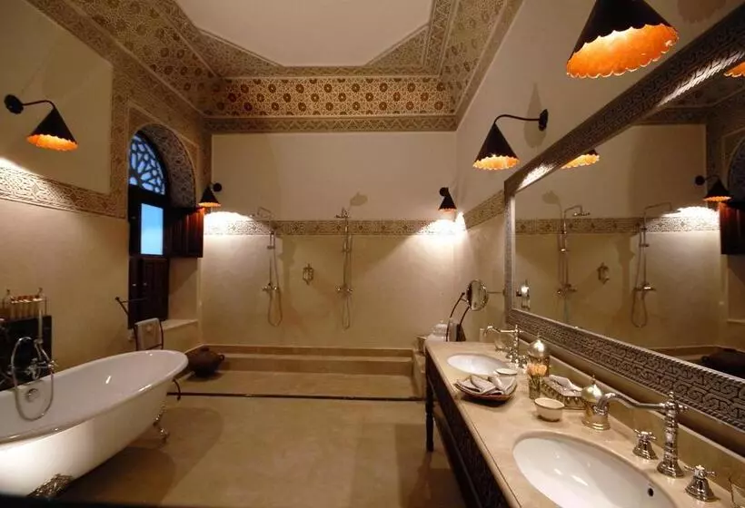 デラックスルーム, La Villa Des Orangers   Relais & Châteaux