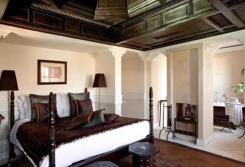マスタースイートルーム, La Villa Des Orangers   Relais & Châteaux