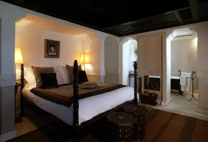 マスタースイートルーム, La Villa Des Orangers   Relais & Châteaux