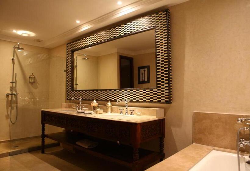 Suite Duplex, La Villa Des Orangers   Relais & Châteaux