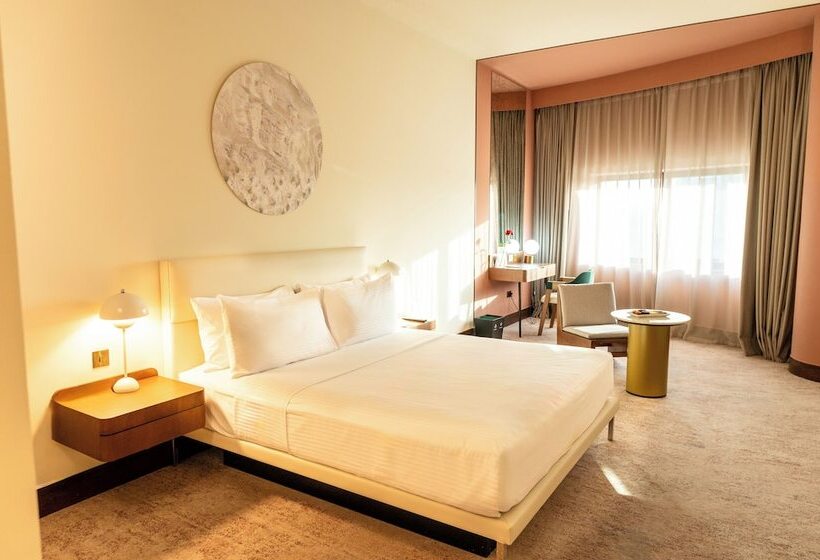 اتاق لوکس, Majestic Cove