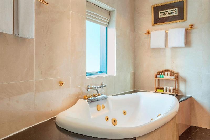 اتاق لوکس با تخت بزرگ, Majestic Cove