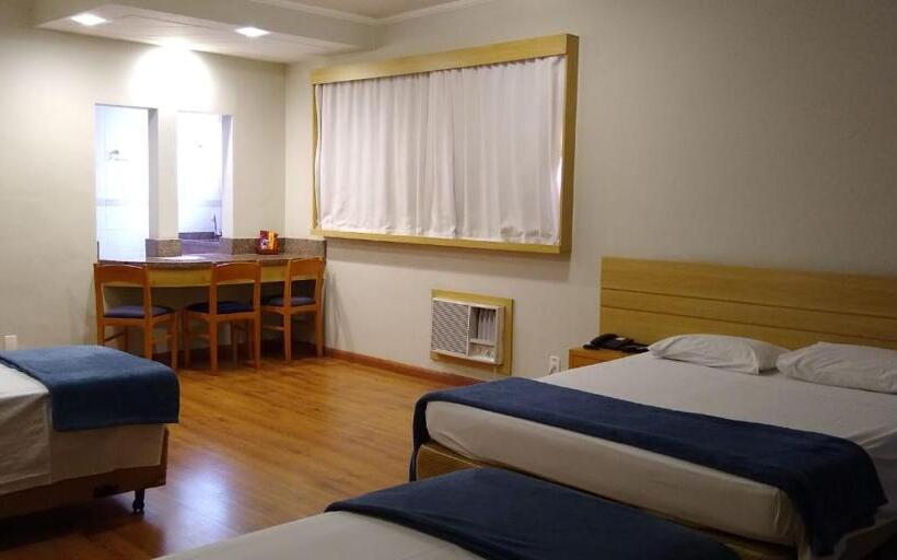 スタンダードトリプルルーム, Marbor