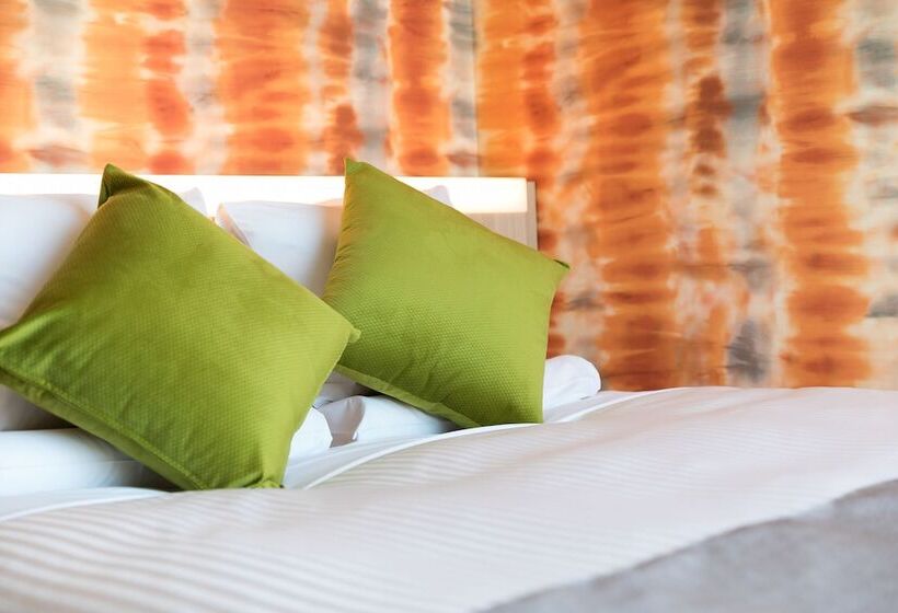 חדר קומפורט לשלושה, Mystays Matsuyama